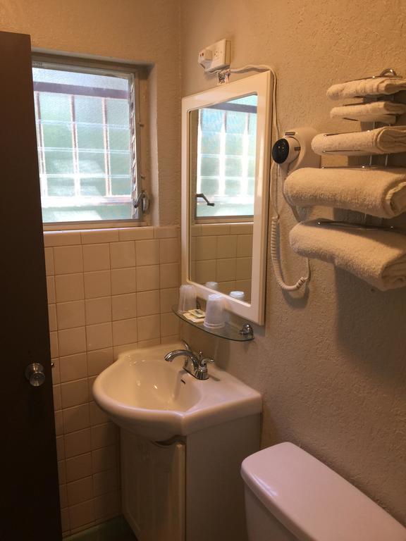 קוקואה Campbell Motel מראה חיצוני תמונה